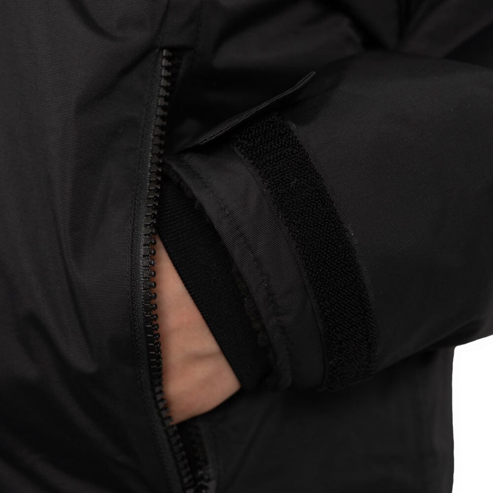 Storm Robe Yukon black - Wasserdichter Umkleidemantel Wasserdichte Storm Ponchos WAVE HAWAII